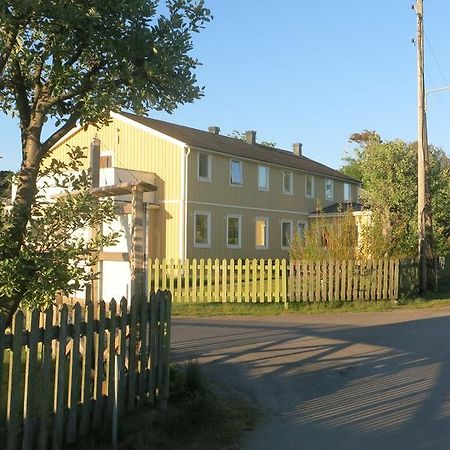Vallersviks Vandrarhem Aenggarden Frillesås Exterior foto