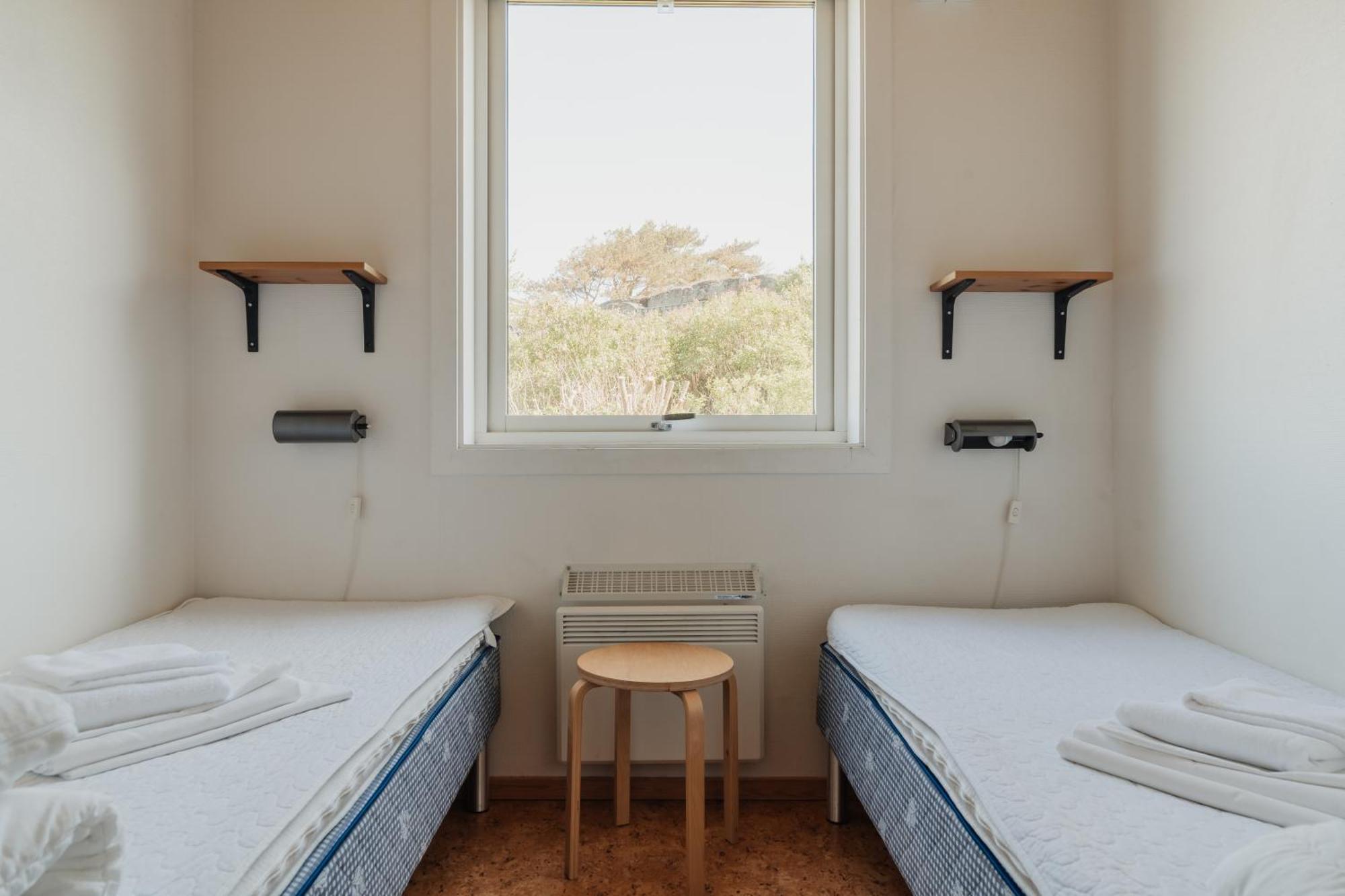 Vallersviks Vandrarhem Aenggarden Frillesås Exterior foto
